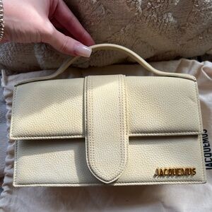 Jacquemus Grand Bambino light yellow